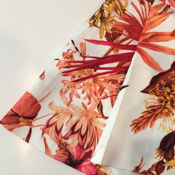 Cameo the label stepping stone skirt tropic NWT M - Picture 3 of 5